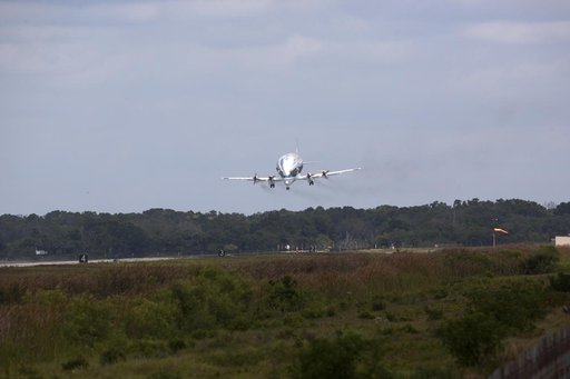 Guppy Arrival for Orion EM-1 Crew Module Structural Test Article