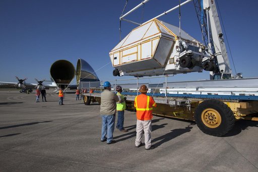 Orion EM-1 Crew Module Structural Test Article loaded onto Guppy