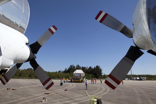 Orion EM-1 Crew Module Structural Test Article loaded onto Guppy
