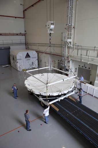 Orion EFT-1 Heat Shield Move from LASF to VAB Highbay 2