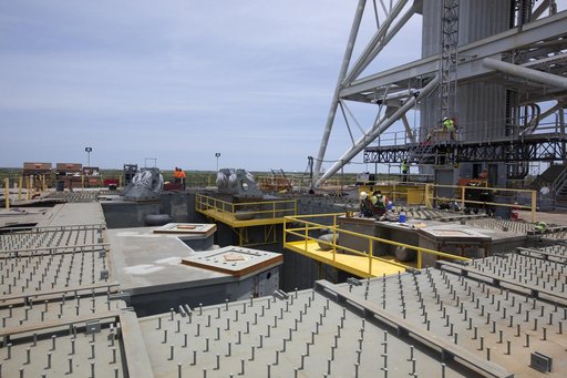 Vehicle Support Posts Installation onto Mobile Launcher
