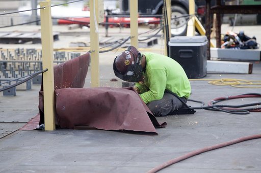 Vehicle Support Posts Installation onto Mobile Launcher