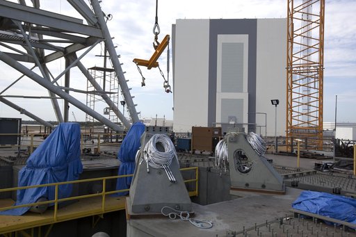 Vehicle Support Posts Installation onto Mobile Launcher