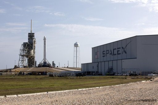 SpaceX CRS-11 Prepares for Launch