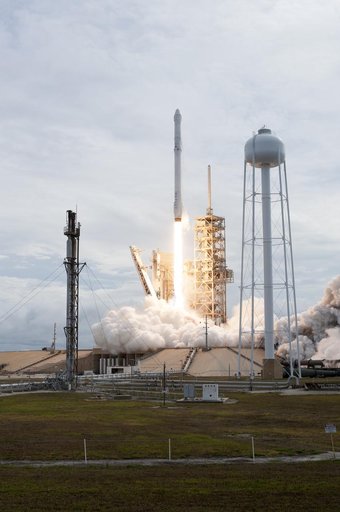 SpaceX CRS-11 Liftoff