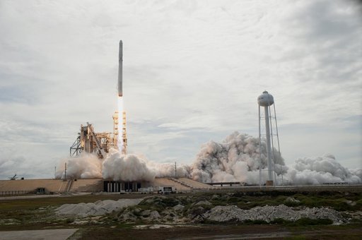 SpaceX CRS-11 Liftoff