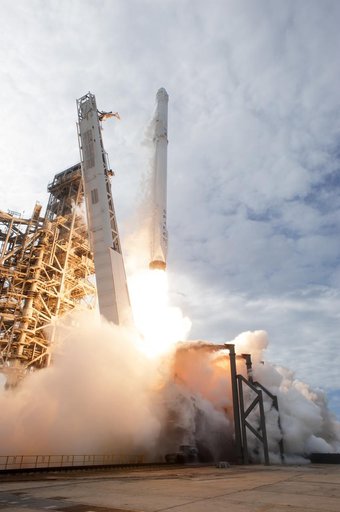 SpaceX CRS-11 Liftoff
