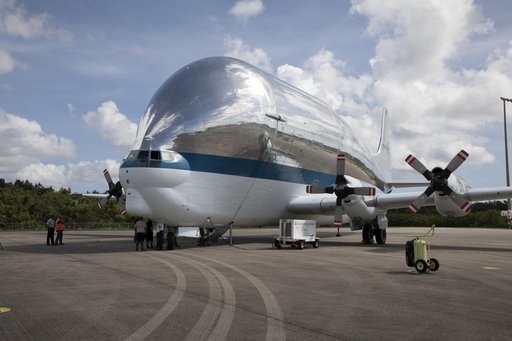 European Service Module-Structural Test Article Load onto Guppy