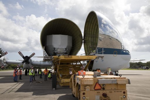 European Service Module-Structural Test Article Load onto Guppy