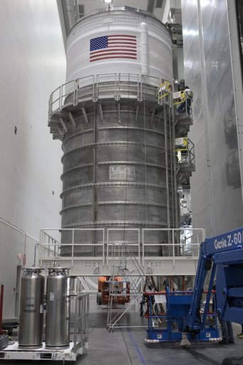 Interim Cryogenic Propulsion Stage (ICPS) Prep for Transport fro