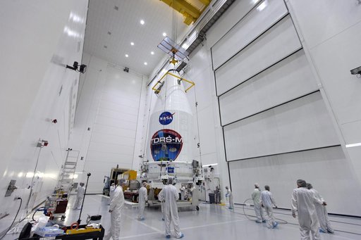 TDRS-M Spacecraft Lift to Transport Vehicle