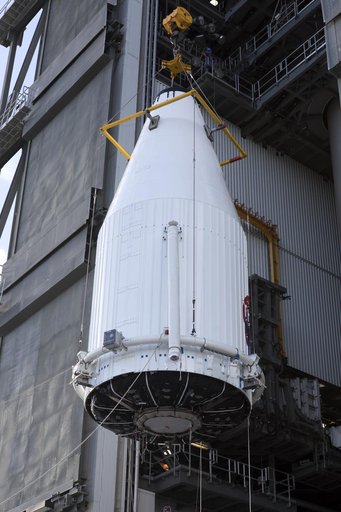 TDRS-M Spacecraft Lift & Mate