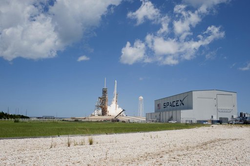 SpaceX CRS-12 Liftoff