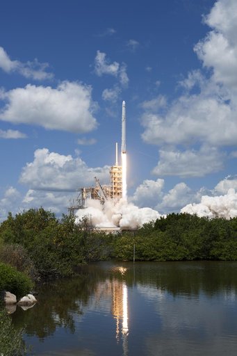 SpaceX CRS-12 Liftoff