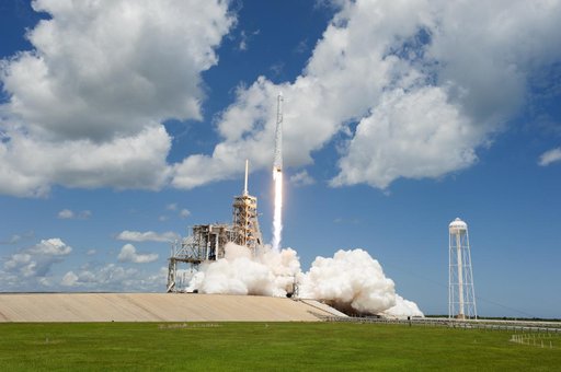 SpaceX CRS-12 Liftoff