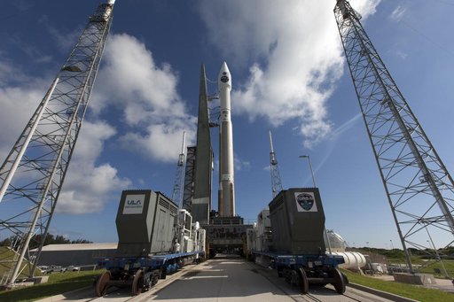 TDRS-M Atlas V Rollout from VIF to Pad 41