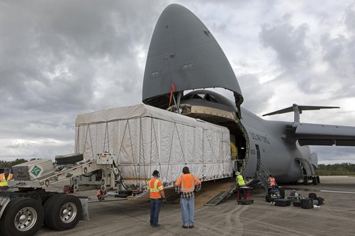 GOES-S Offload from C-5 Aircraft
