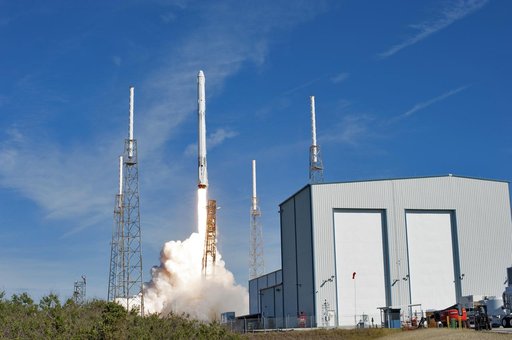 SpaceX CRS-13 Liftoff