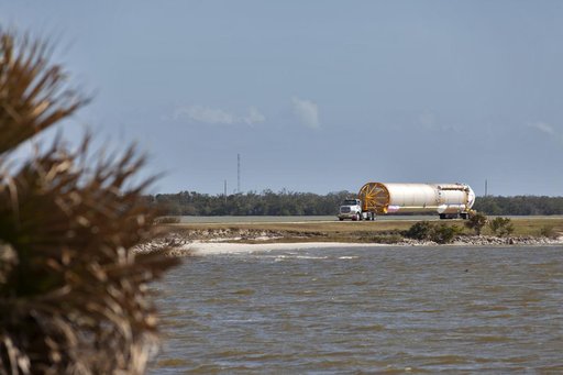 GOES-S Atlas V Booster and Centaur Stages Arrival, Offload, and