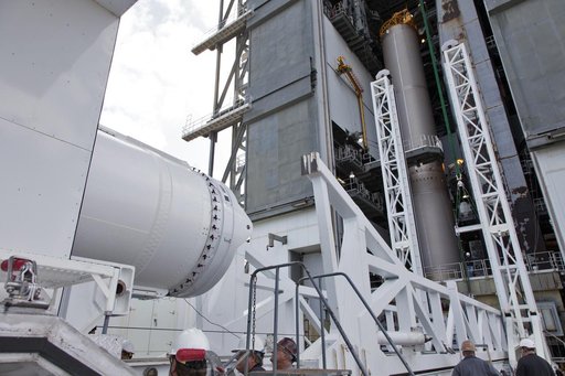 GOES-S Atlas V First SRB Mate to Booster
