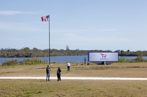 SpaceX Falcon Heavy Demo Flight - Press Site Activities