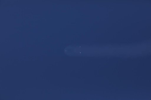 SpaceX Falcon Heavy Demo Flight - Booster Separation
