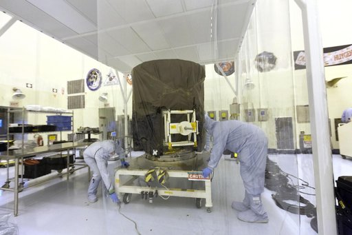 TESS Spacecraft Move to Clean Room