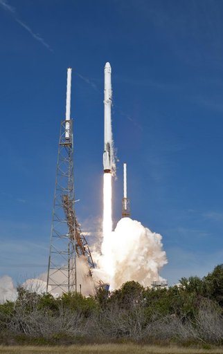 SpaceX CRS-14 Liftoff