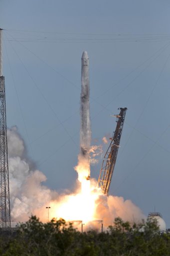 SpaceX CRS-14 Liftoff