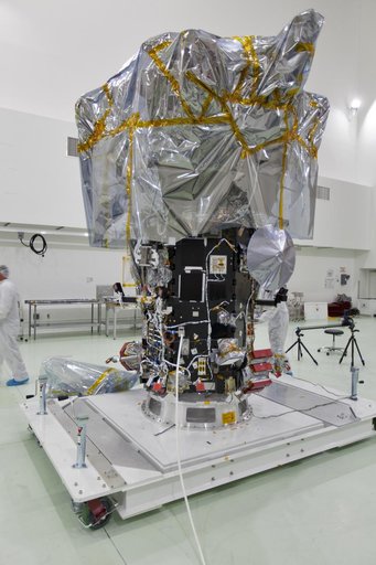 Parker Solar Probe Spacecraft Uncratin, Move to Highbay and Unba