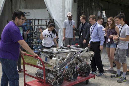 Robotic Mining Competition - Activities