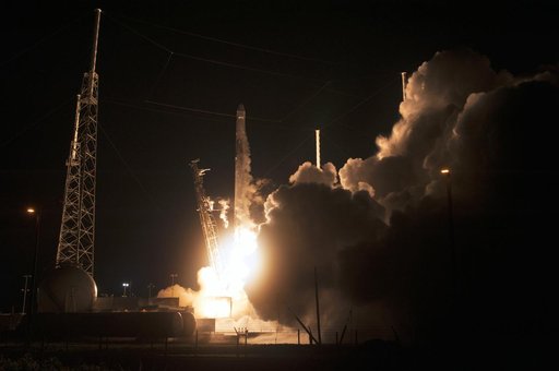 SpaceX CRS-15 Liftoff