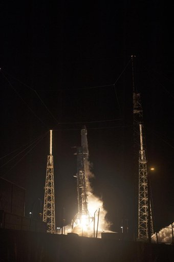 SpaceX CRS-15 Liftoff