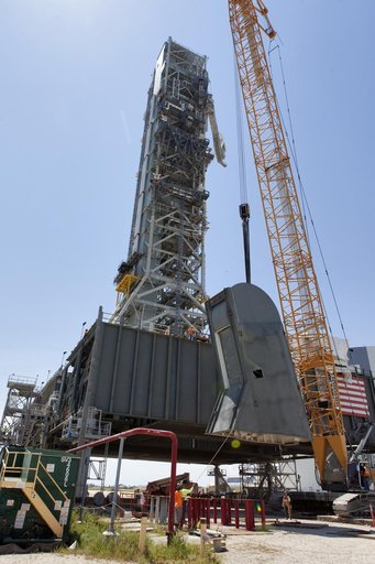 LO2/TSMU Lift and Installation