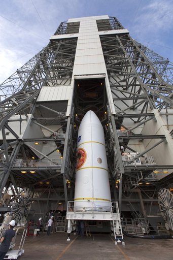 Parker Solar Probe Lift and Mate to Booster