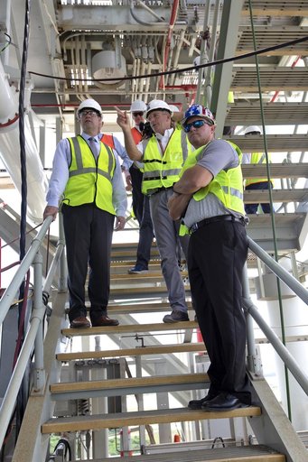 NASA Administrator Jim Bridenstine Visits KSC - Mobile Launcher
