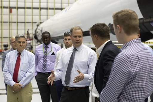 NASA Administrator Jim Bridenstine Visits KSC - SpaceX Facilitie