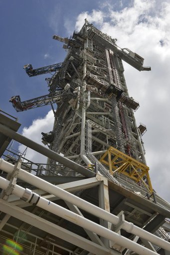 Mobile Launch Crew Access Arm Swing Test