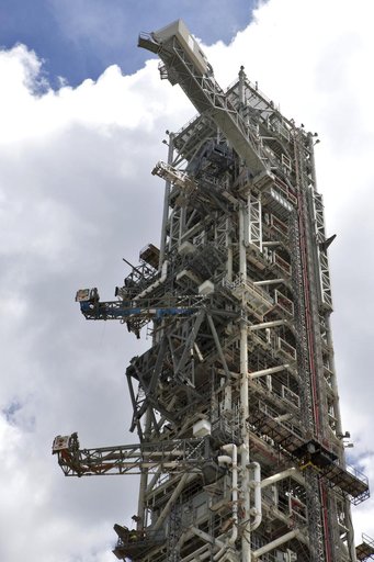 Mobile Launch Crew Access Arm Swing Test
