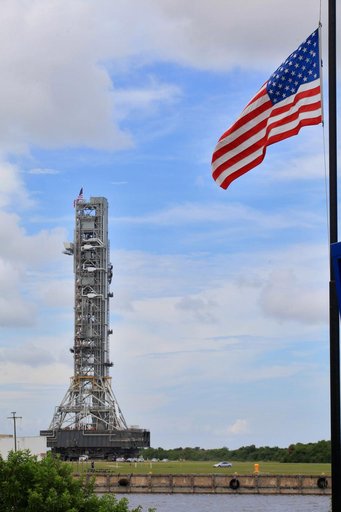 Mobile Launcher Moves Toward Exploration Mission-1 - Trek to Lau