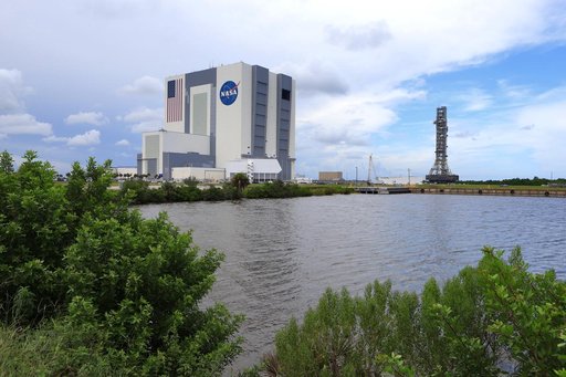 Mobile Launcher Moves Toward Exploration Mission-1 - Trek to Lau