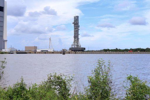 Mobile Launcher Moves Toward Exploration Mission-1 - Trek to Lau