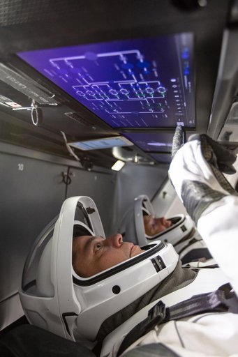 CCP Astronauts Bob Behnken and Doug Hurley - SpaceX Training