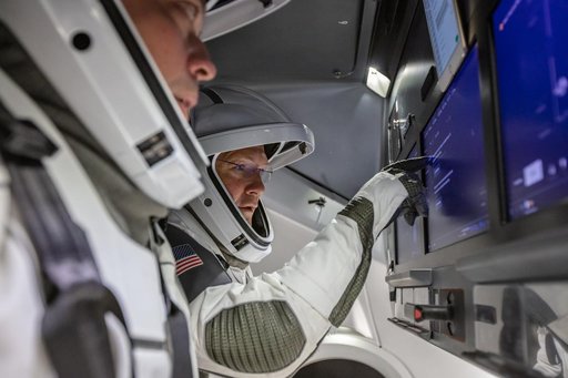 CCP Astronauts Bob Behnken and Doug Hurley - SpaceX Training
