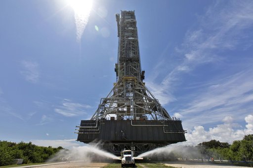 Mobile Laucher Moves Toward EM-1 - Trek to  Launch Complex 39B