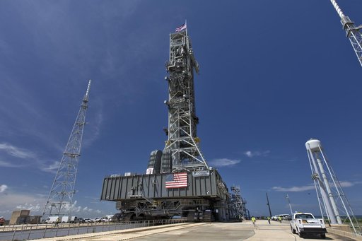Mobile Laucher Moves Toward EM-1 - Trek to  Launch Complex 39B