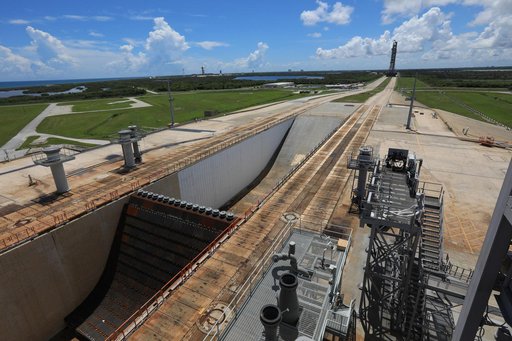 ML Moves Towards Explorations Mission 1, Roll to the VAB