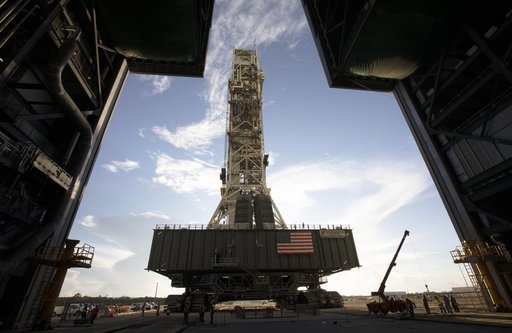 ML Moves Toward Exploration Mission 1 roll into the VAB HB-3
