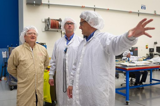 CCP Astronauts Visit Test Facilities in California