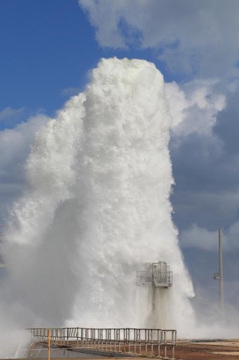 Wet Flow Test at Pad 39B